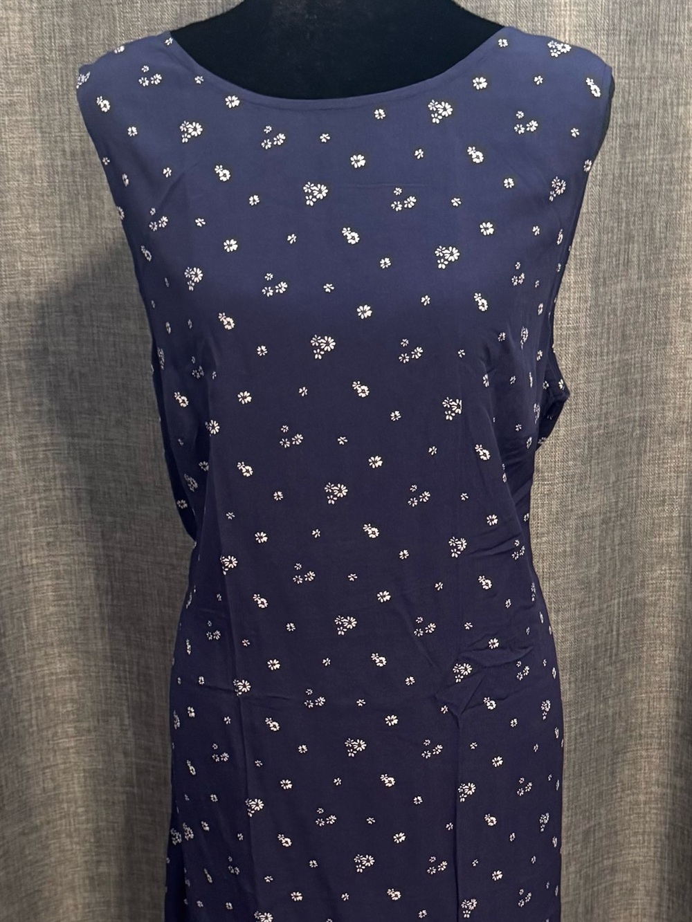 GAP Sleeveless Navy Midi Dress with White Daisy Print